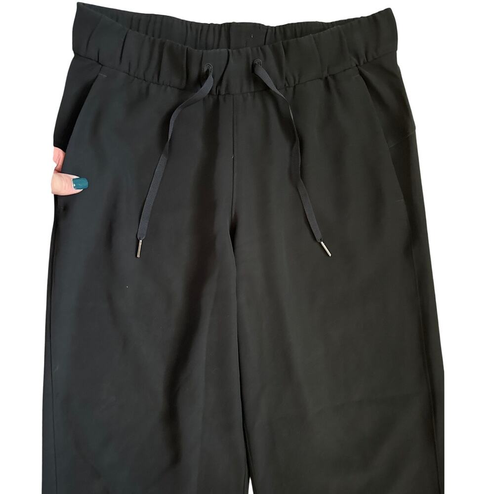 Lululemon On The Fly Wide Leg Pant Woven in Black Size 6 - Picture 10 of 10